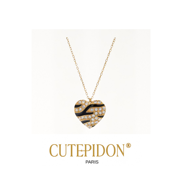 Collier “Cœur Tigré” – Collier pendentif cœur strass tigré | Bijou femme chic & audacieux | Collection Cœur Tigré